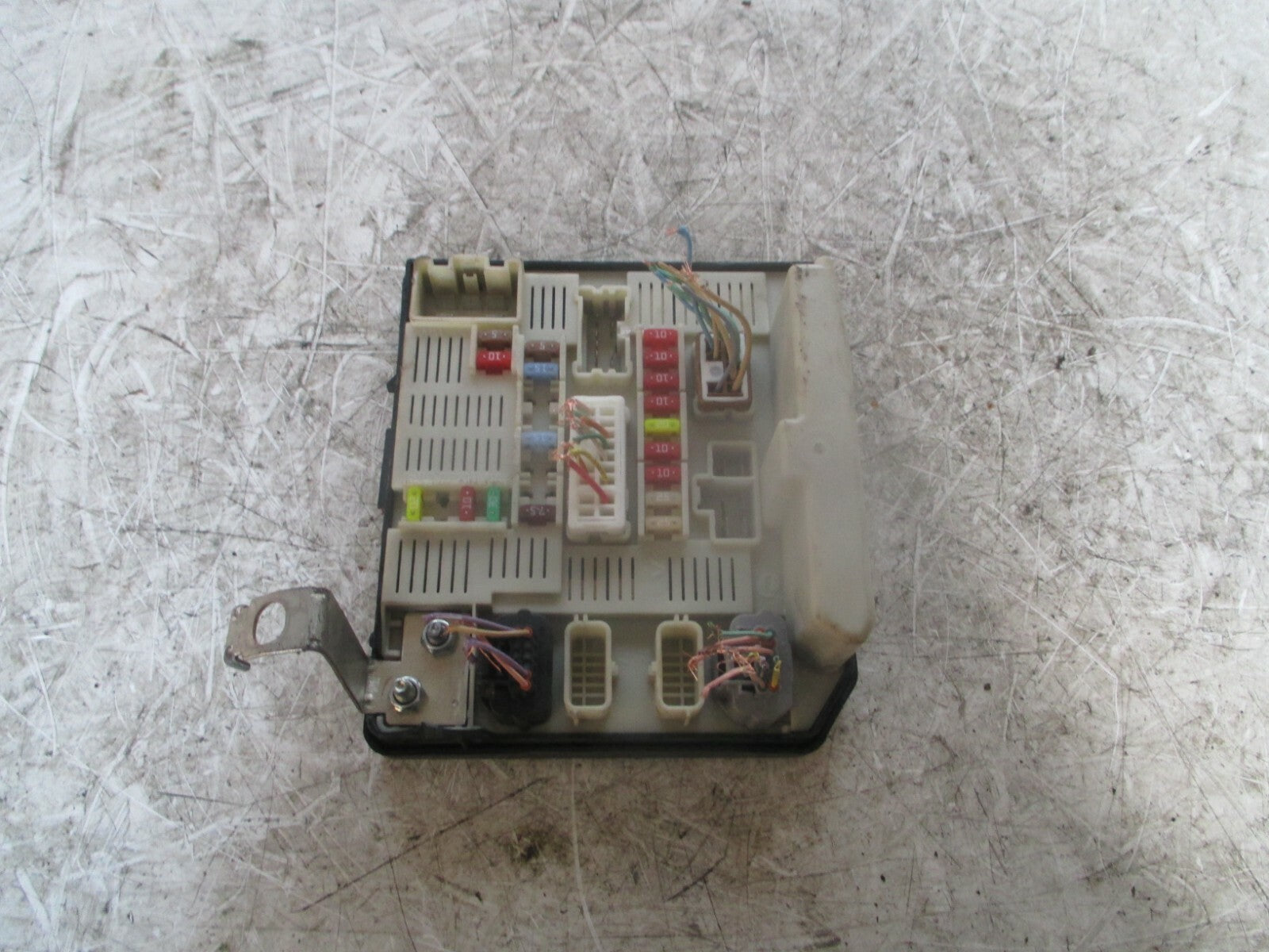 RENAULT SCENIC 2008 MK2 ENGINE BAY FUSE BOX 8200481866