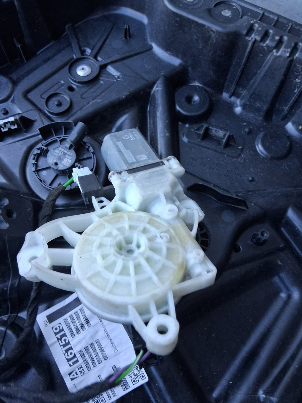 2021 MERCEDES A CLASS V177 OSF DRIVER FRONT WINDOW REGULATOR MOTOR & DOOR MODULE