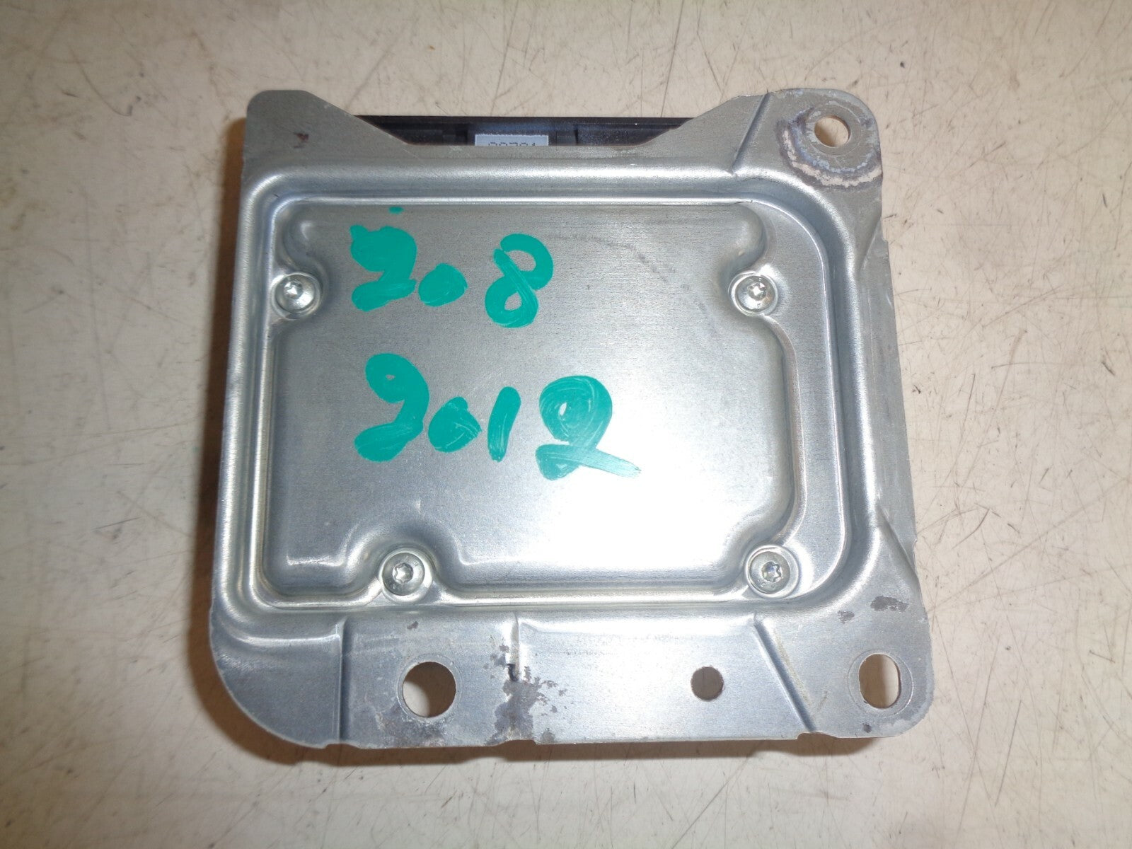 PEUGEOT 208 2012 SRS AIRBAG CONTROL MODULE UNIT 9810363180