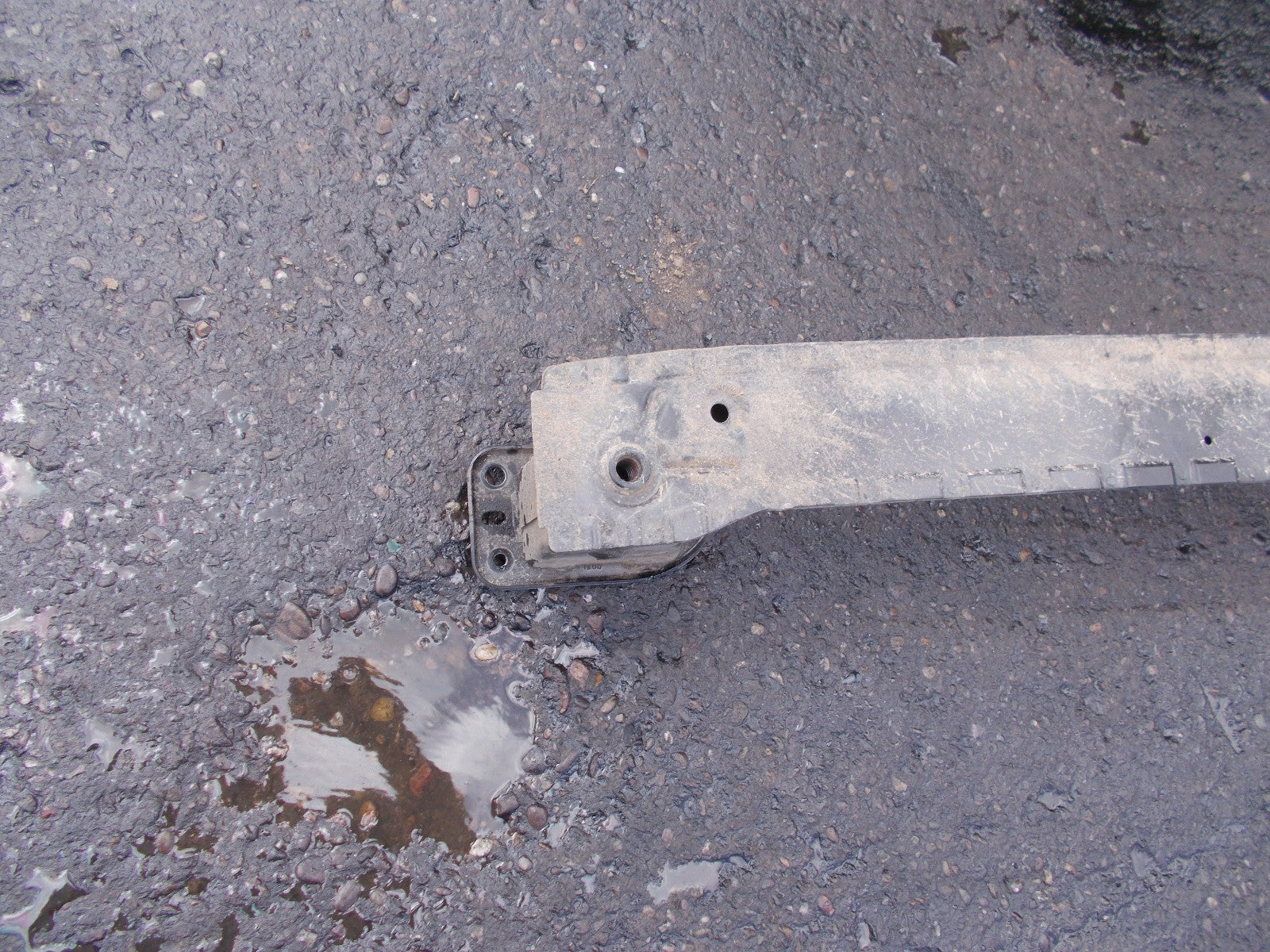 FORD FOCUS ESTATE MK3 REAR BUMPER IMPACT REINFORCEMENT BAR BM51 N403C94 AD
