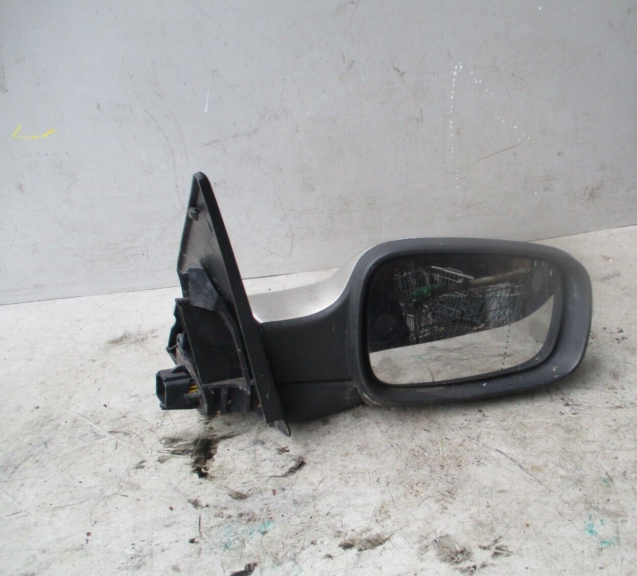 2006 RENAULT MENGANE OSF DRIVERS SIDE WING MIRROR 12353570