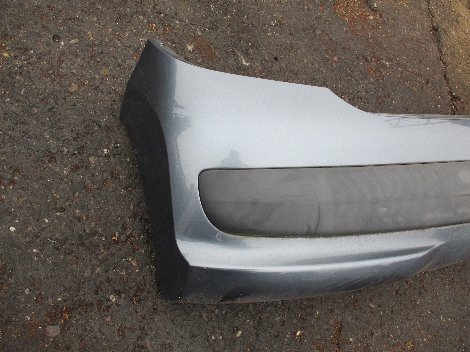 PEUGEOT 207 PRE FACELIFT REAR BUMPER COMPLETE GRIS FIR GREY EZW