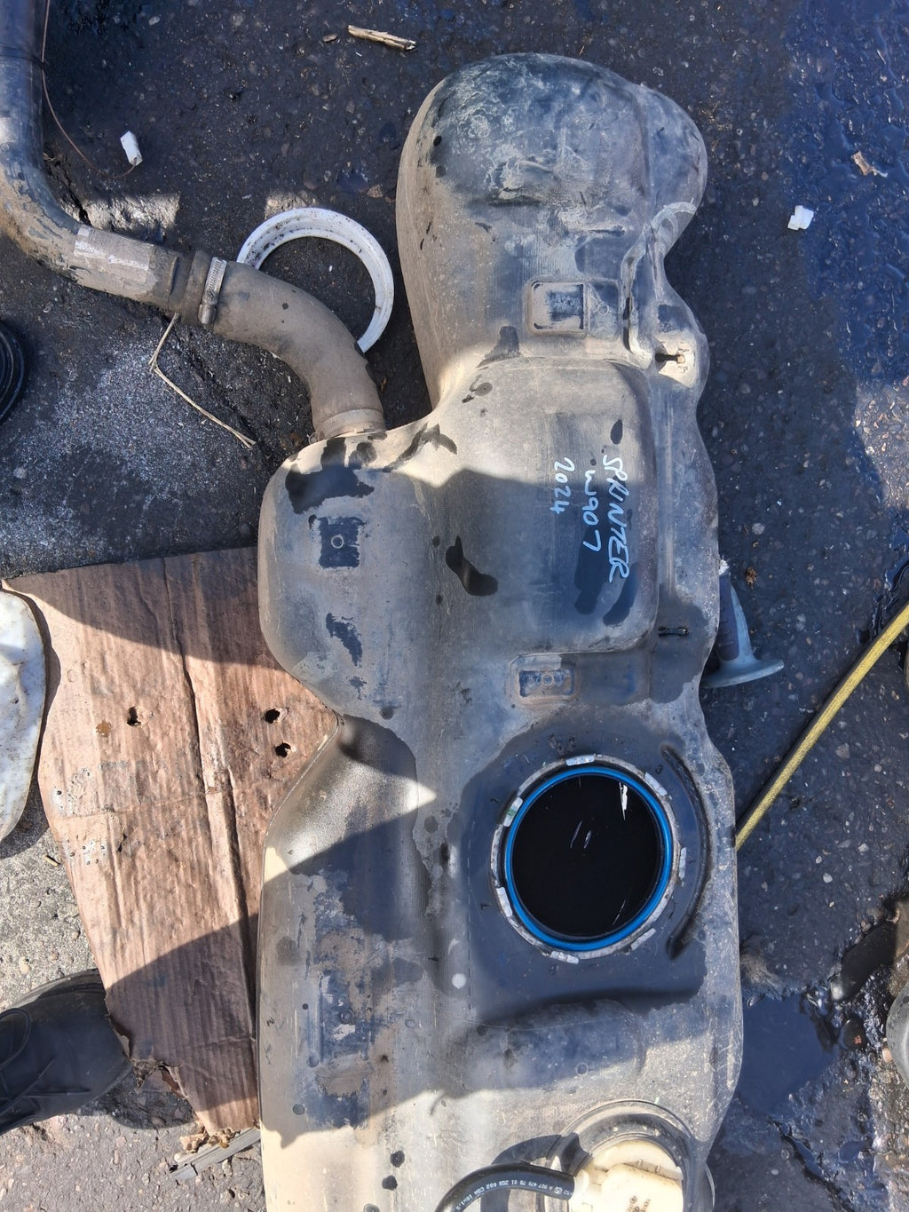 2024 MERCEDES BENZ SPRINTER W907 FUEL TANK A9074712200 A9074712700