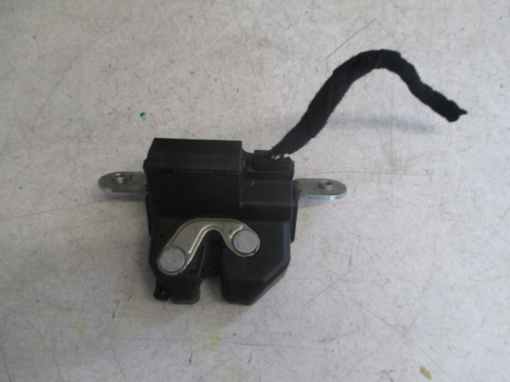 FIAT 500 2012 REAR BOOTLID TAILGATE BOOT LOCK MECHANISM