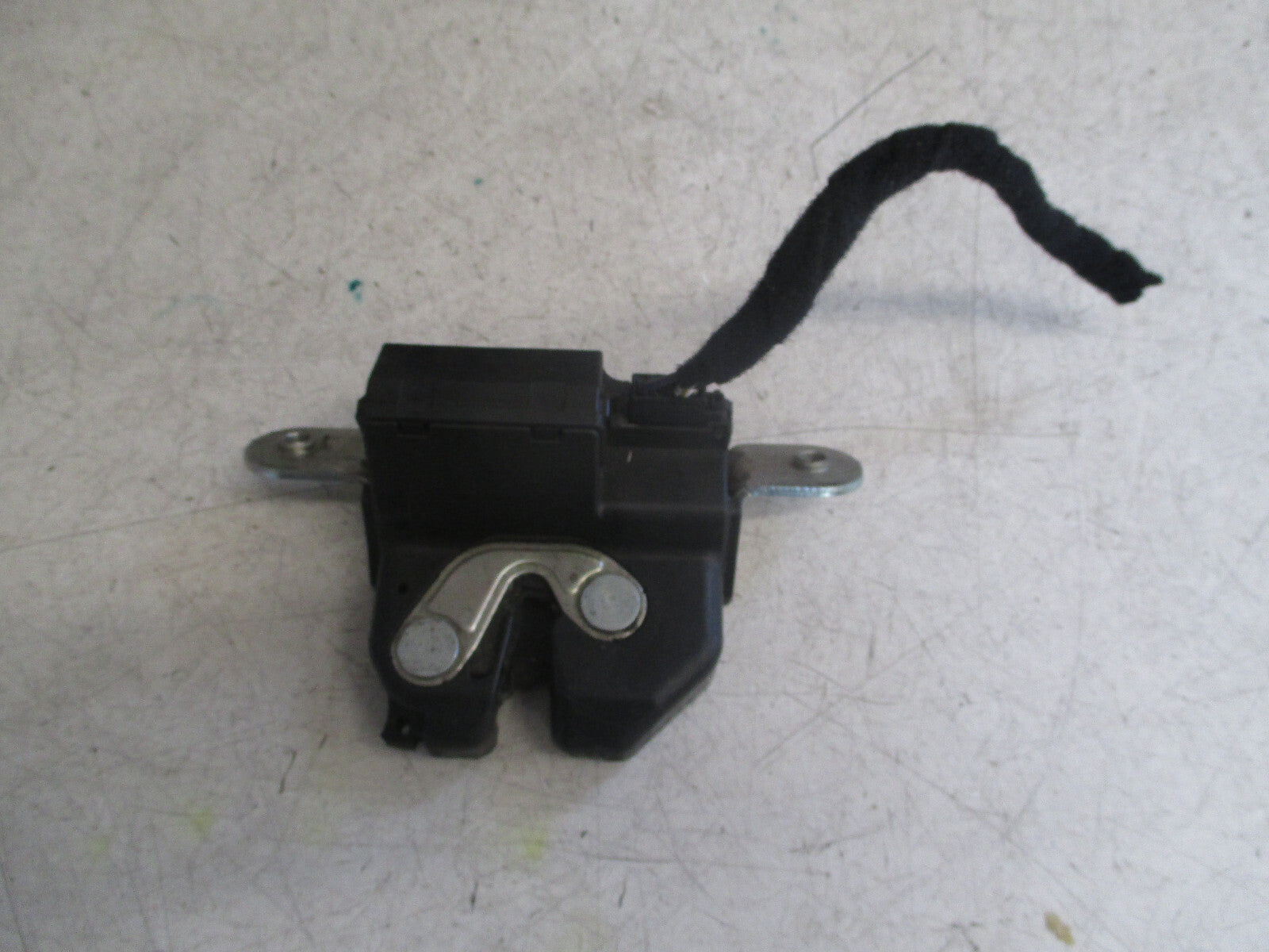 FIAT 500 2012 REAR BOOTLID TAILGATE BOOT LOCK MECHANISM