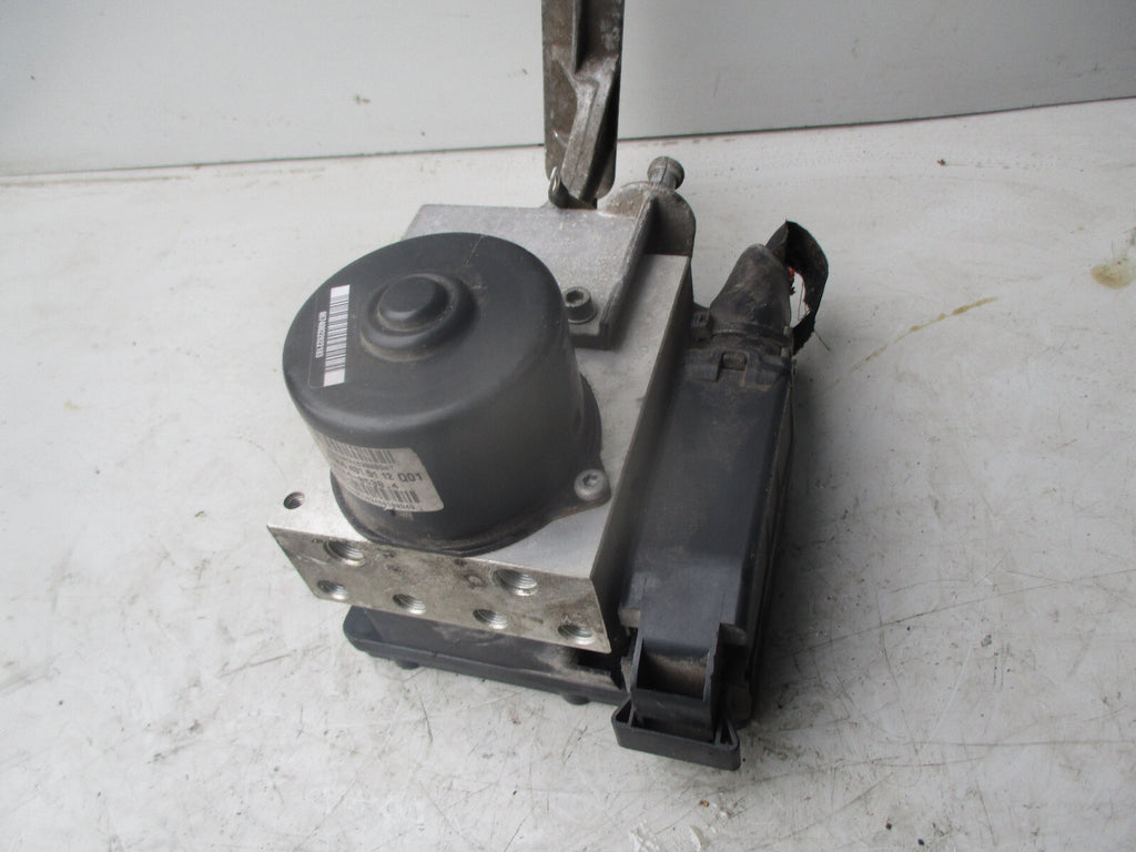 MERCEDES CLC 2008 ABS PUMP MODULE A0375454732