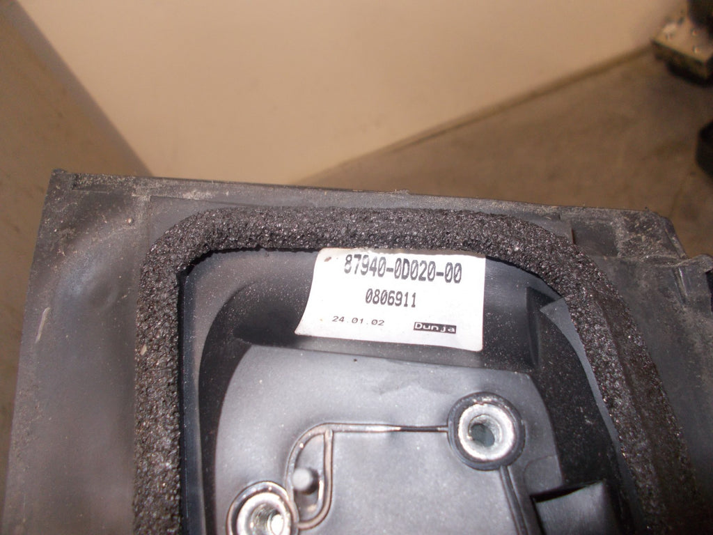TOYOTA YARIS 2003 NS PASSENGER SIDE MANUAL WING MIRROR BLACK 879400D02000