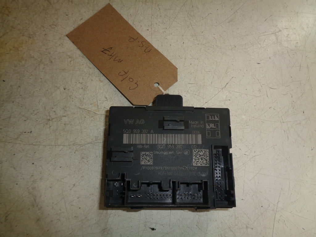 VW VOLKSWAGEN GOLF MK7 2013 NSF PASSENGER FRONT DOOR CONTROL MODULE 5Q0959392