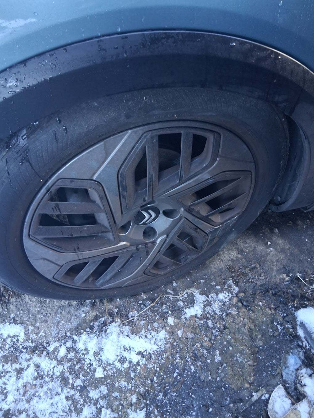 2023 CITROEN C4 MK3 18 INCH ALLOY WHEEL WITH TYRE 195/60R18