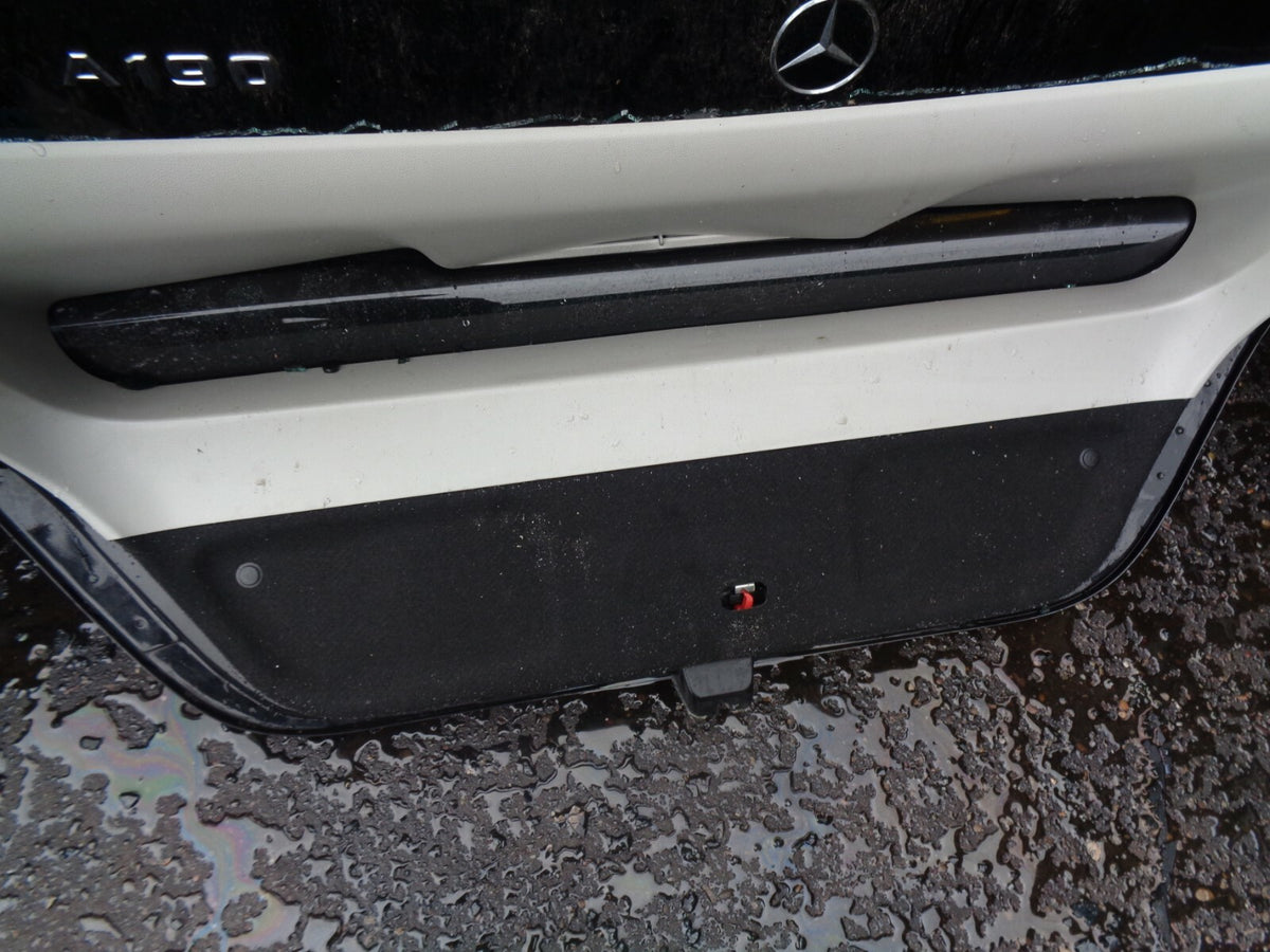 MERCEDES BENZ C-CLASS CL203 COUPE 2006 REAR COMPLETE TAILGATE GREY