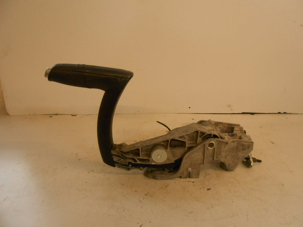 AUDI A3 8P (MK2) SPORTBACK 2007 PARKING HANDBRAKE HAND BRAKE LEVER 8P0711303C