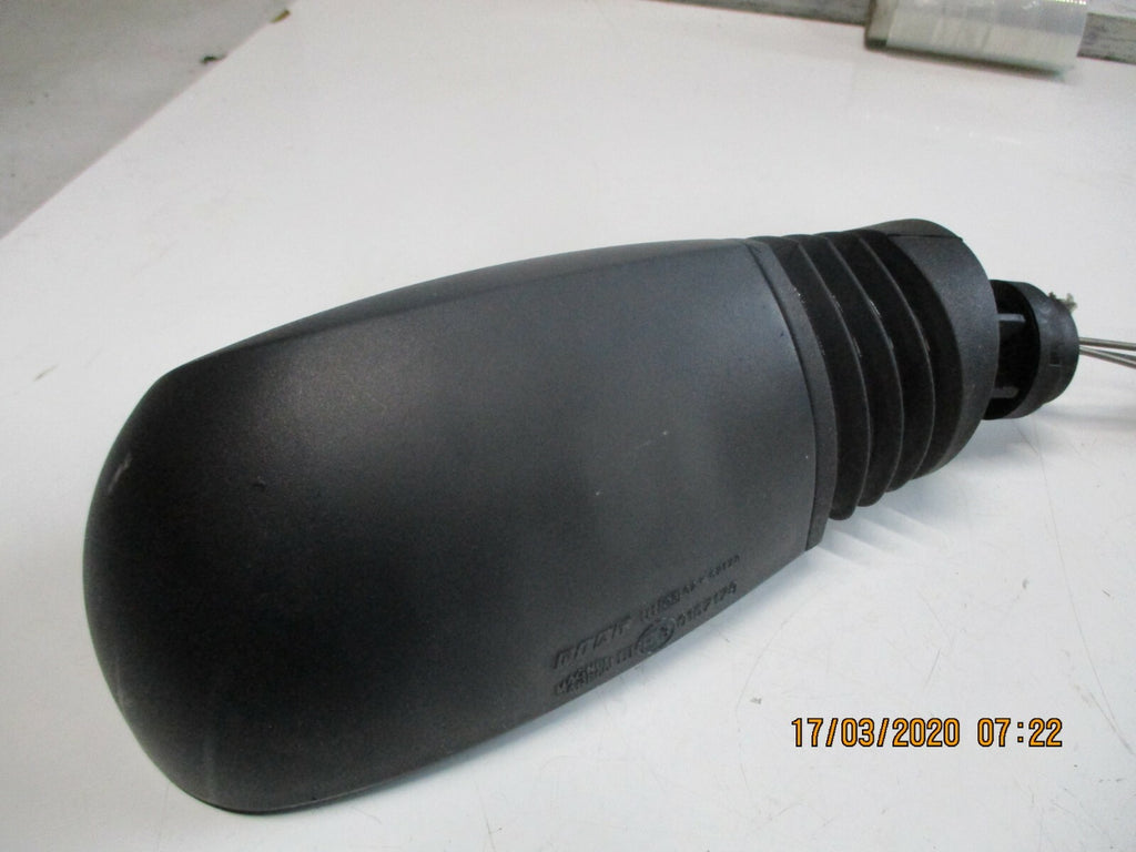 FIAT PUNTO MK2 2004 OS DRIVER SIDE MANUAL DOOR WING MIRROR BLACK 0157179