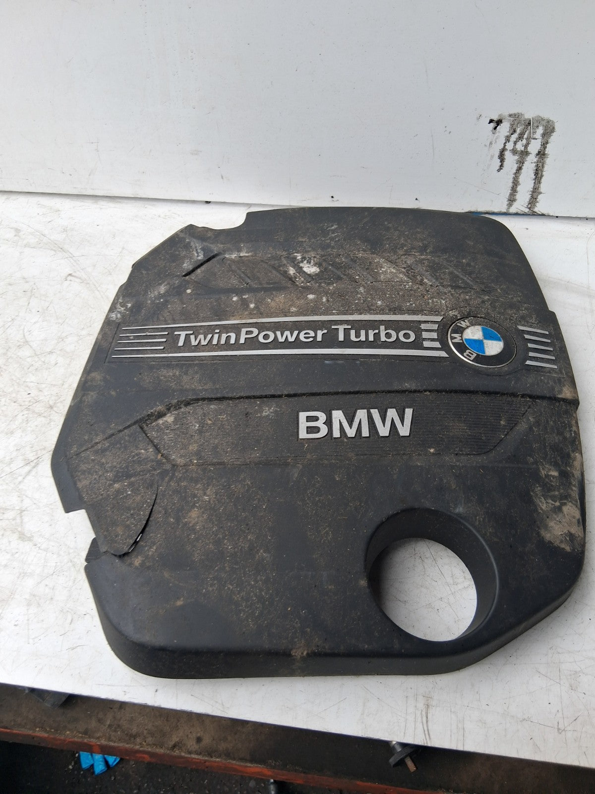 2010 BMW 5 SERIES F10 2.0 DIESEL ENGINE COVER 7802847