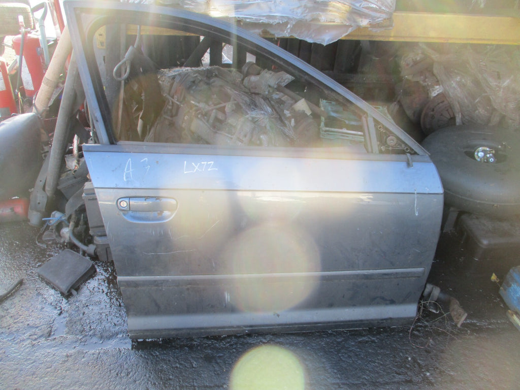 2006 AUDI A3 8P OSF DRIVER SIDE FRONT COMPLETE DOOR GREY MET LX7Z