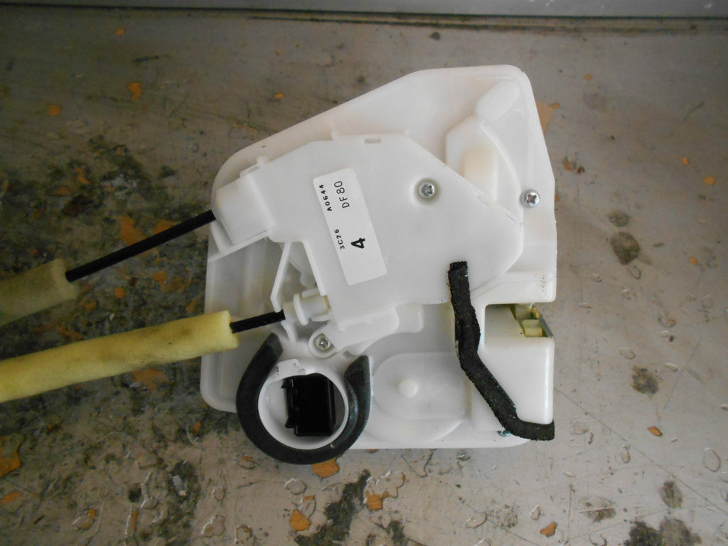 MAZDA 2 2013 5 DOOR NSF PASSENGER SIDE FRONT DOOR LOCK MECH 3C26A0644 3C26 A0644