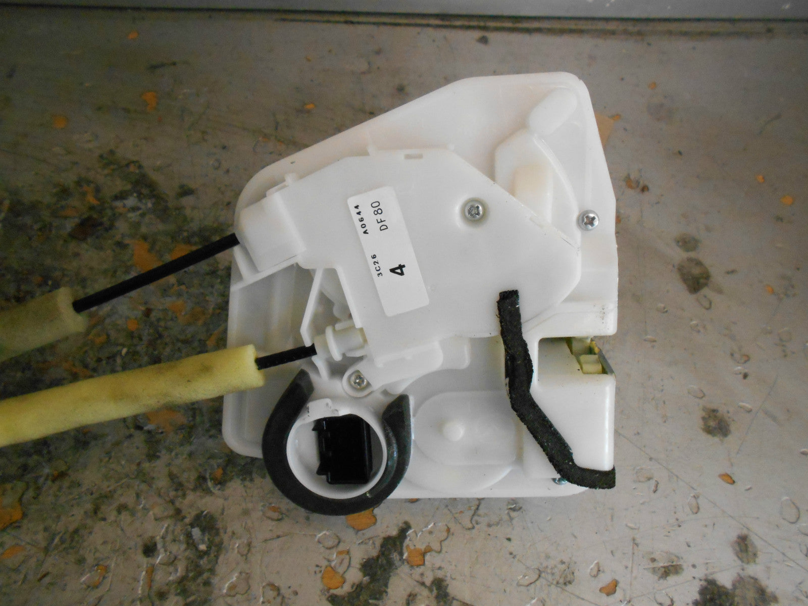 MAZDA 2 2013 5 DOOR NSF PASSENGER SIDE FRONT DOOR LOCK MECH 3C26A0644 3C26 A0644