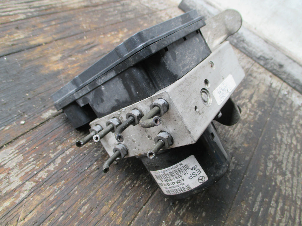MERCEDES BENZ SLK R171 2010 ABS PUMP + MODULE A0375453632