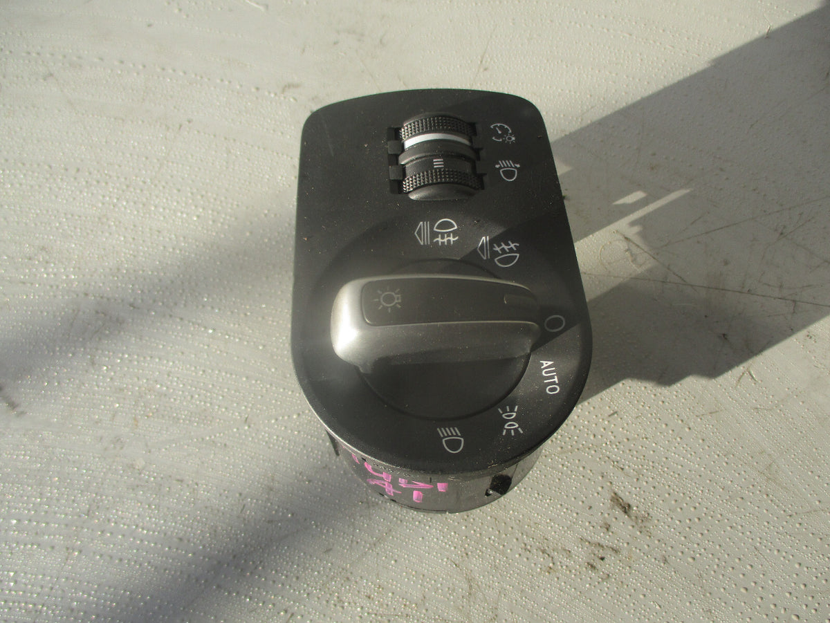 AUDI A1 8X 2015 HEADLIGHT SWITCH CONTROL 8X2941531M