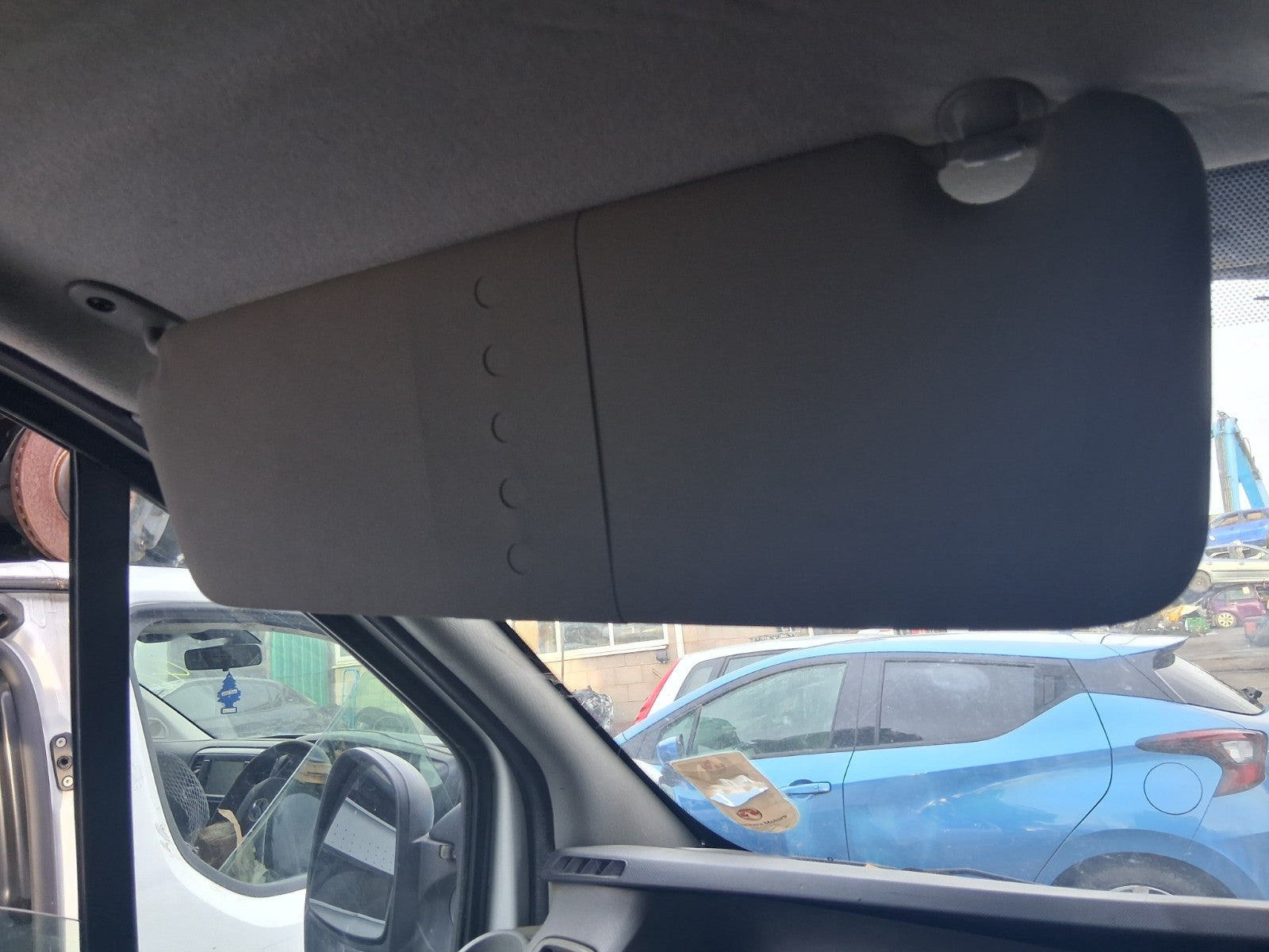 2014 VAUXHALL VIVARO MK1 NSF PASSENGER SIDE FRONT LEFT SUN VISOR SHADE