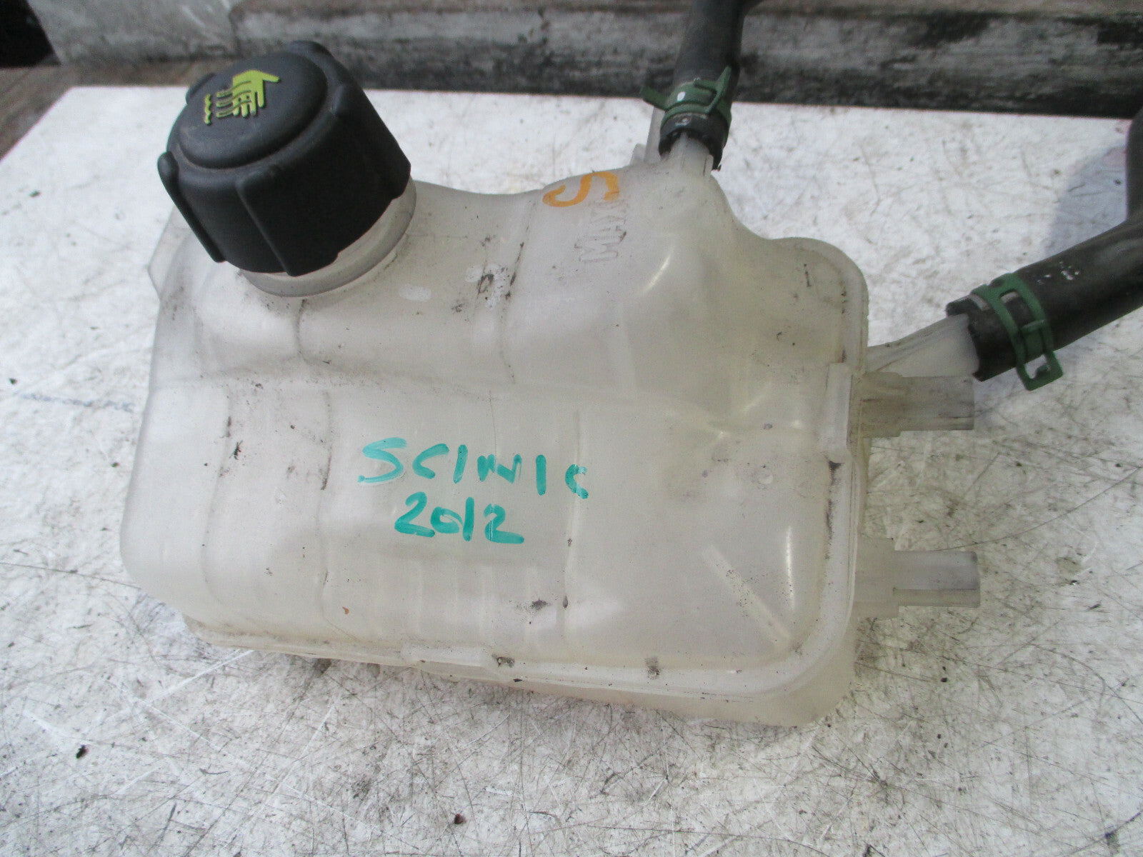 RENAULT SCENIC MK3 2012 2L DIESEL RADIATOR EXPANSION BOTTLE RESERVOIR 217100005R