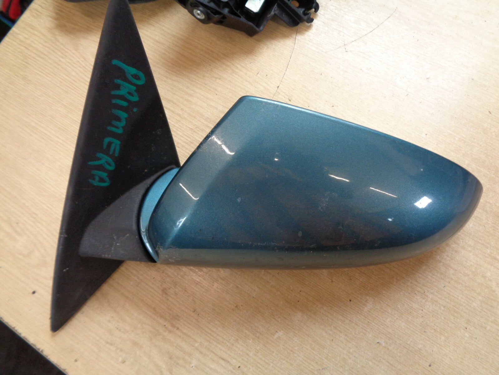 NISSAN PRIMERA 2004 P12 FRONT PASSENGER SIDE WING MIRROR GREEN 96302 AU365