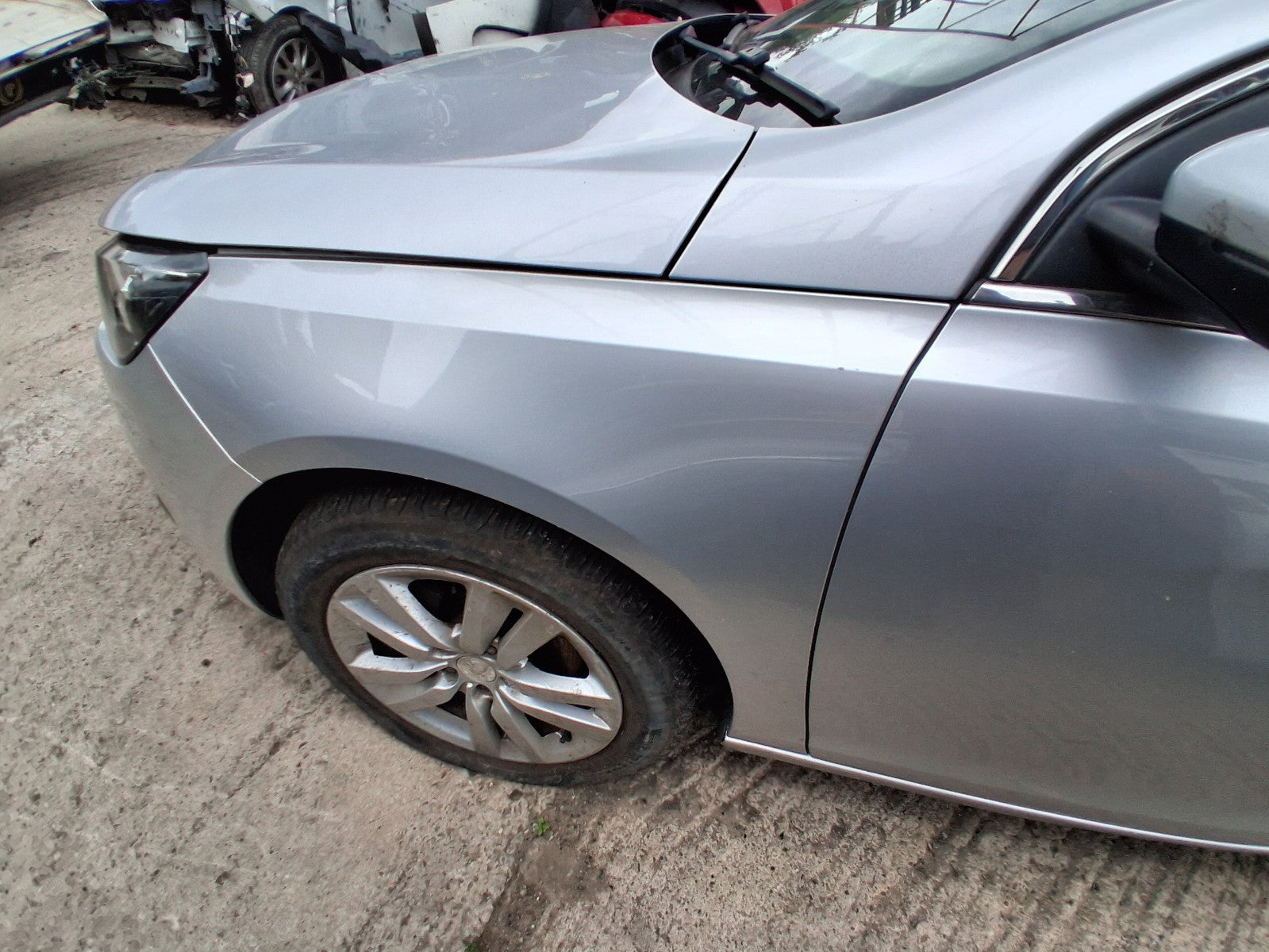 2014 PEUGEOT 308 MK2 NSF PASSENGER SIDE FRONT WING PANEL GRIS ALUMINIUM EZR