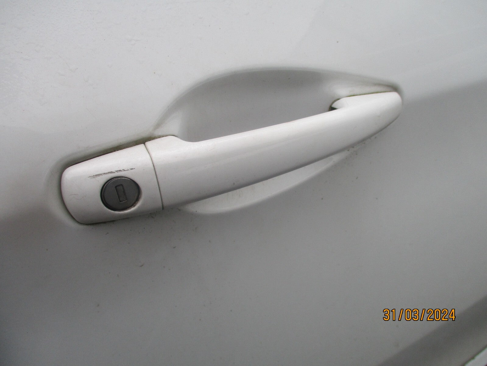 PEUGEOT 208 2016 3 DOOR OS DRIVER SIDE EXTERIOR DOOR HANDLE BIANCA WHITE EWP