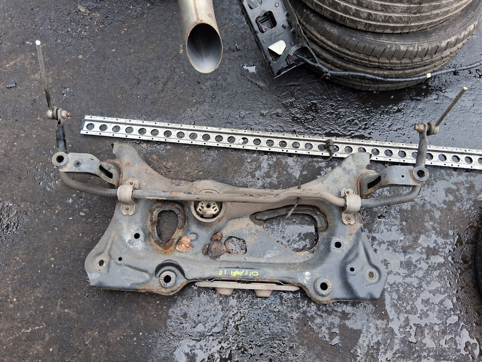 2018 SKODA OCTAVIA MK3 1.0 TFSI PETROL SUBFRAME