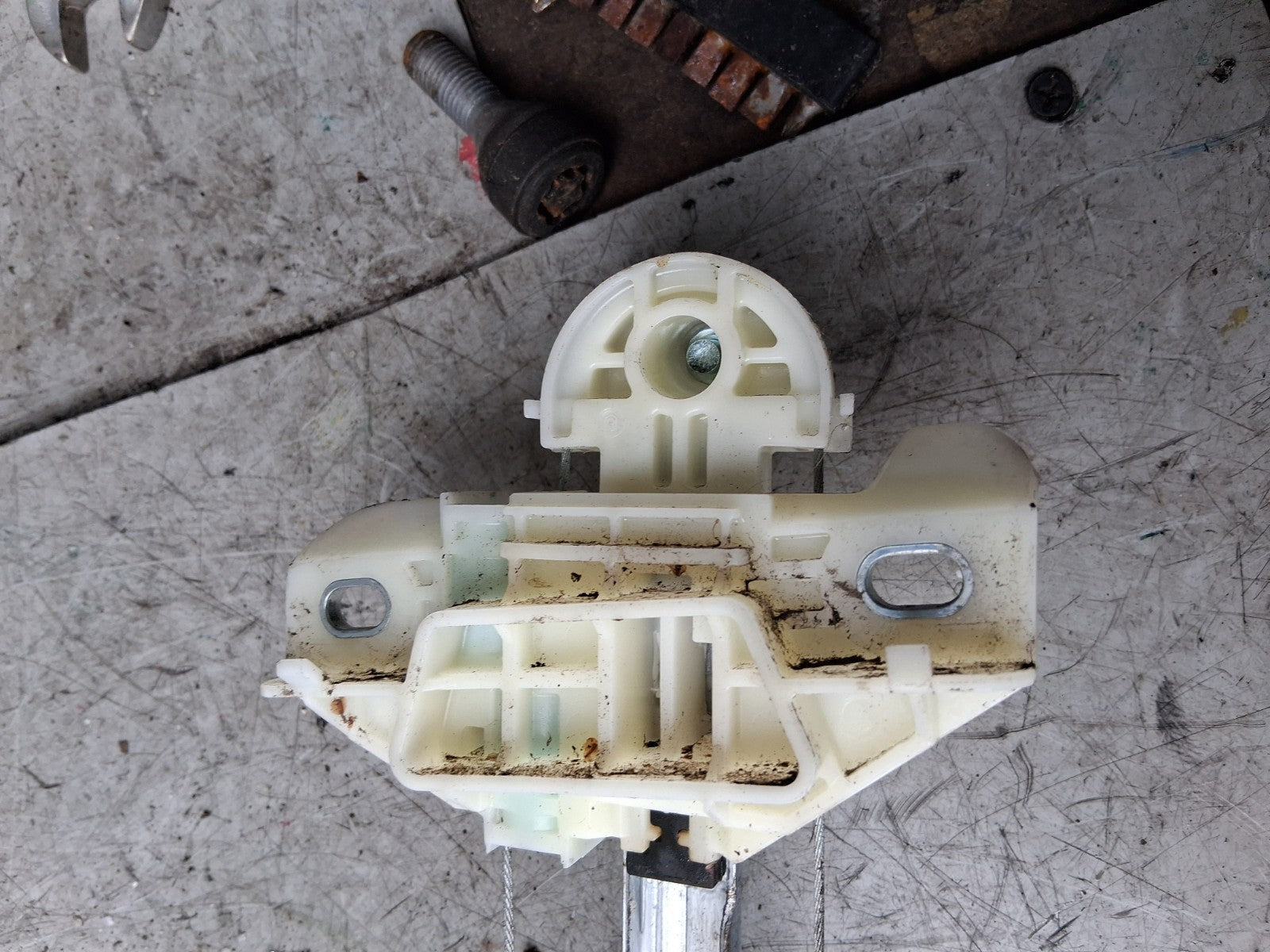 2019 HONDA JAZZ SIDE PASSENGER REAR WINDOW MOTOR AND REGULATOR CM012700A