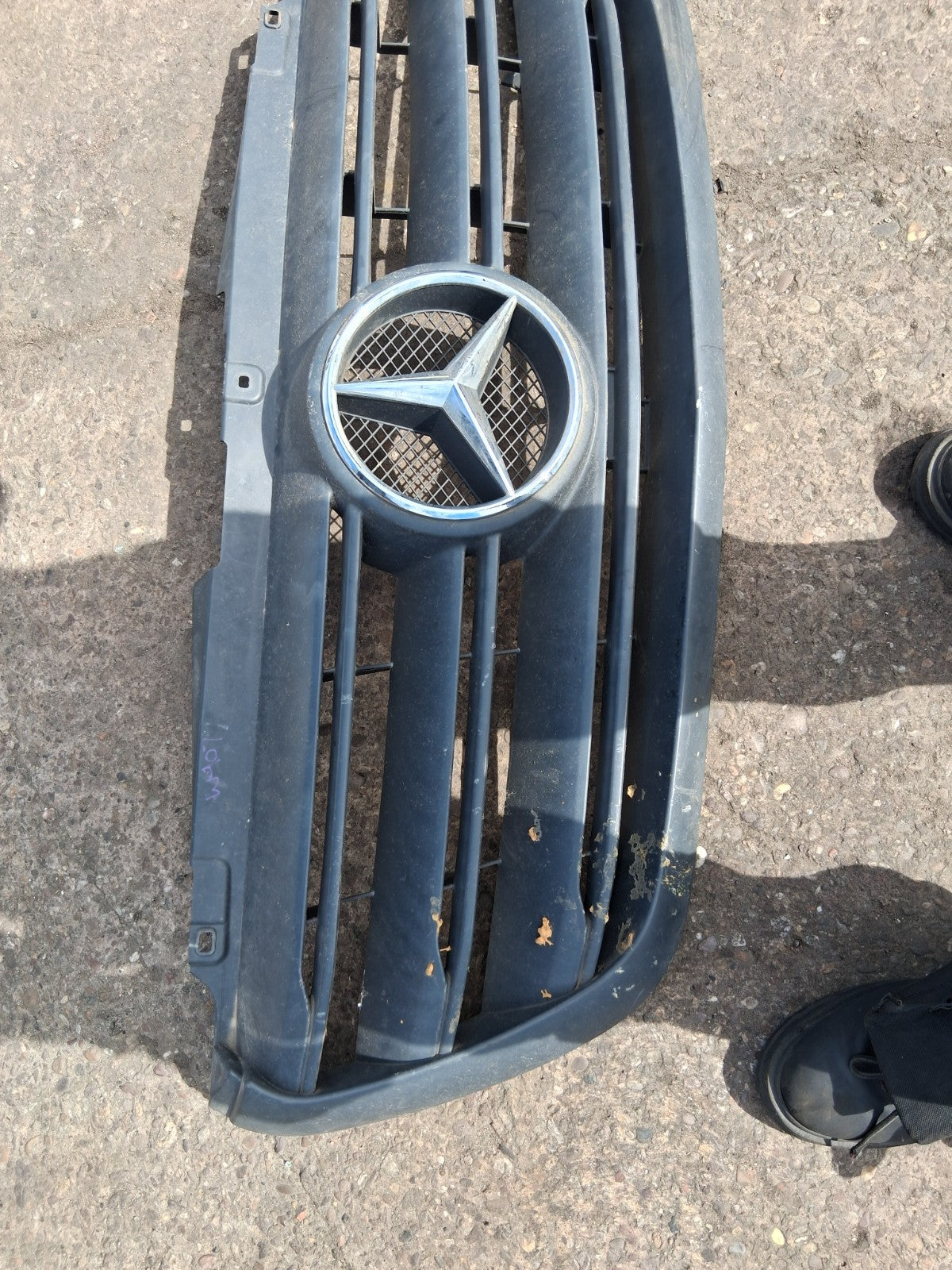 2021 MERCEDES SPRINTER W907 FRONT BUMPER WITH GRILL & BADGE GRILLE A9108852600