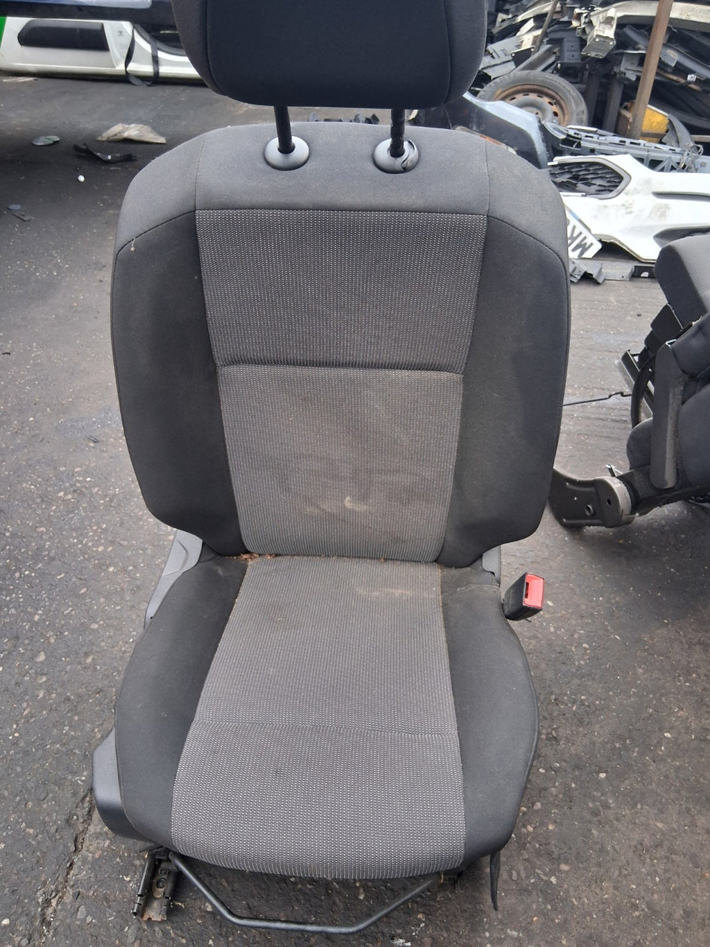 2021 PEUGEOT PARTNER MK3 K9 OS DRIVER SIDE COMPLETE SEAT FABRIC