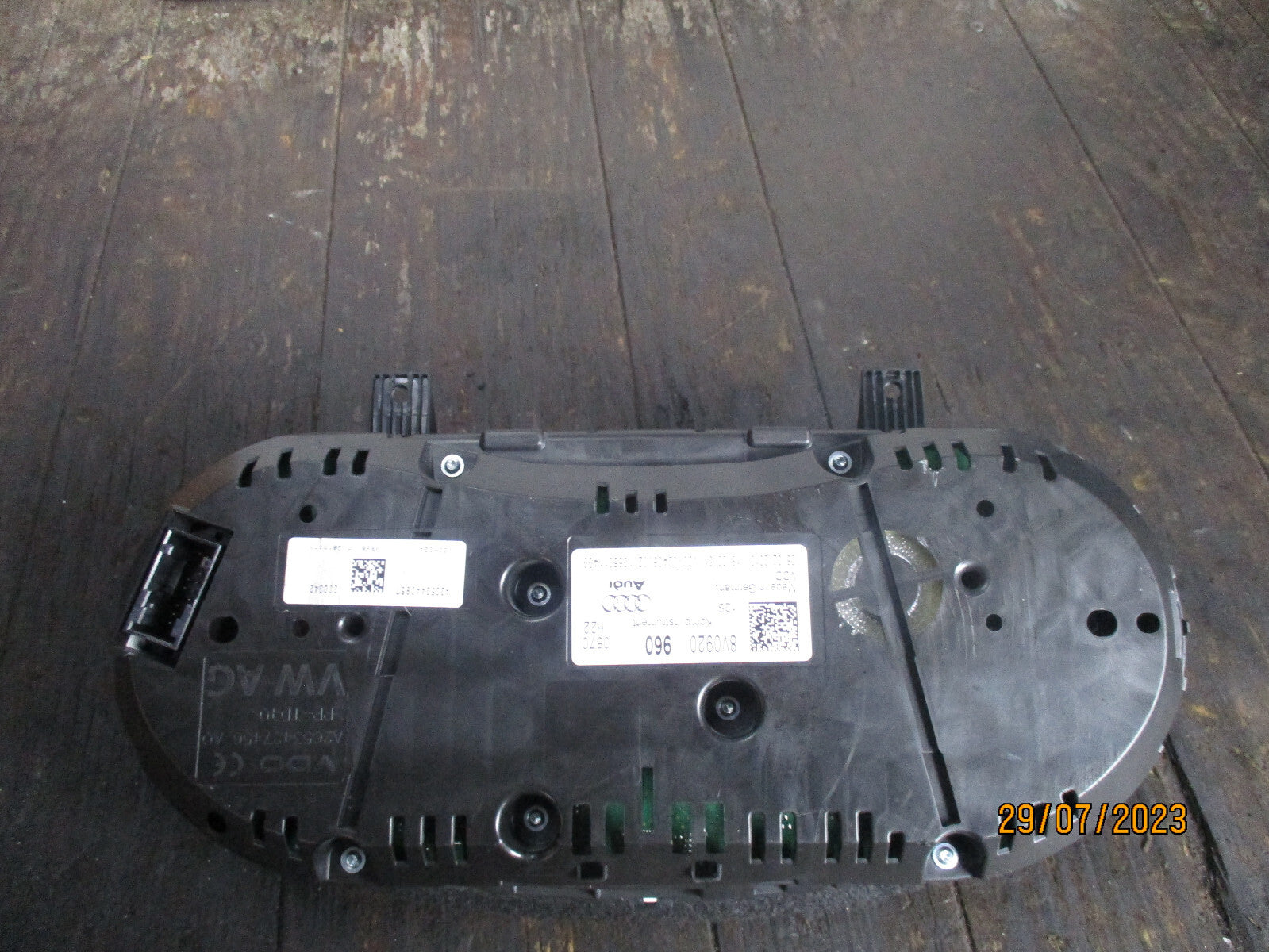 AUDI A3 2013 INSTRUMENT CLUSTER\SPEEDOMETER 8V0920960
