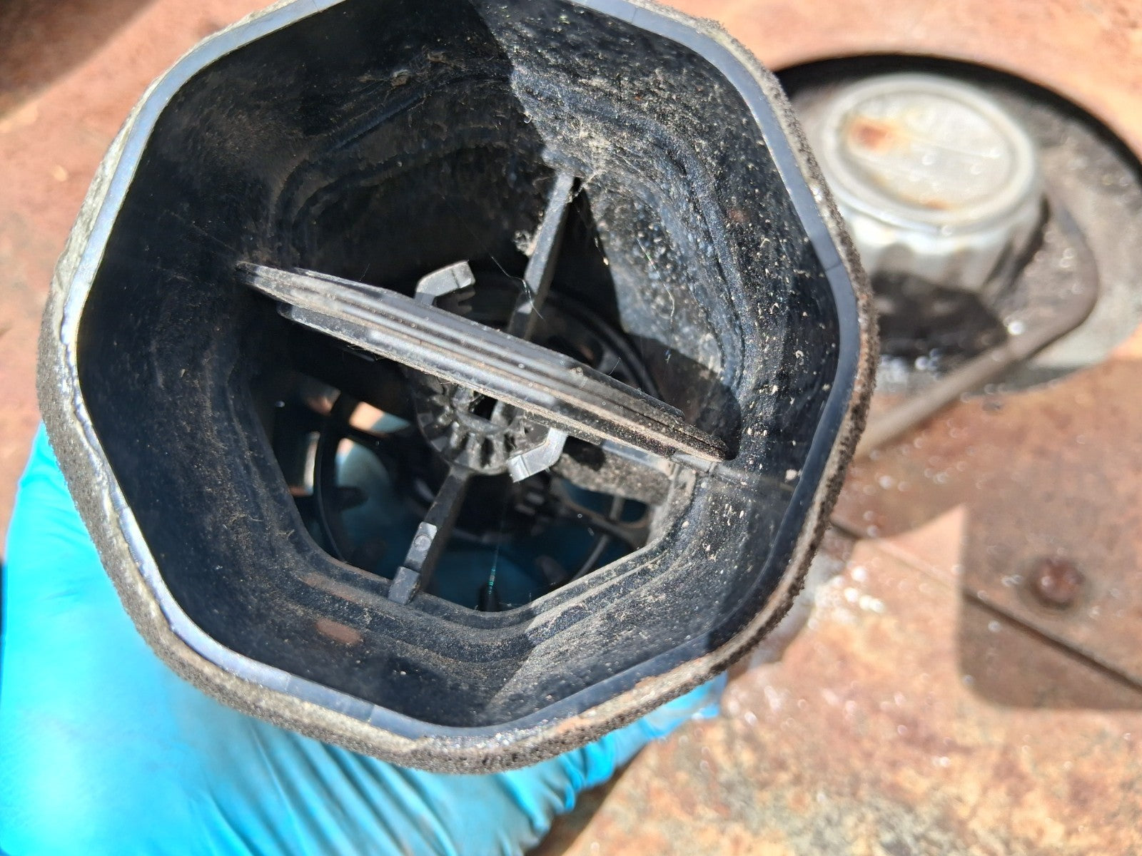 2020 MERCEDES BENZ SPRINTER W907 DASH CENTER RIGHT AIR VENT A9108303501