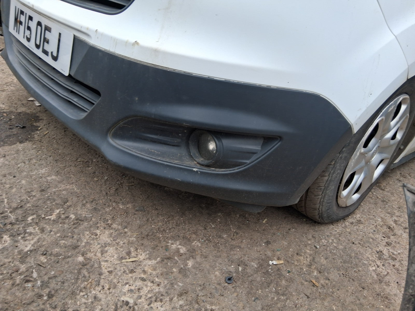 2015 FORD TRANSIT COURIER MK1 FRONT BARE BUMPER WHITE