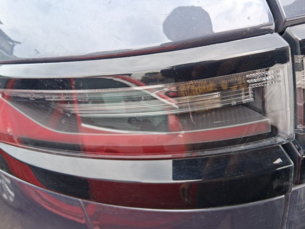 2024 RANGE ROVER VELAR DYNAM FACELIFT NSR PASSENGER SIDE OUTER TAIL LIGHT
