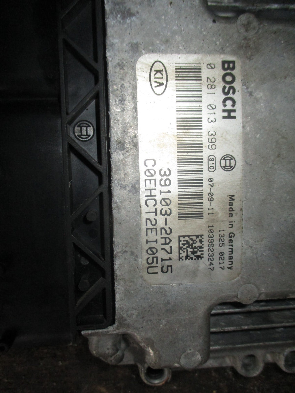 KIA CEED 2017 JD2 ENGINE CONTROL ECU 391032A715