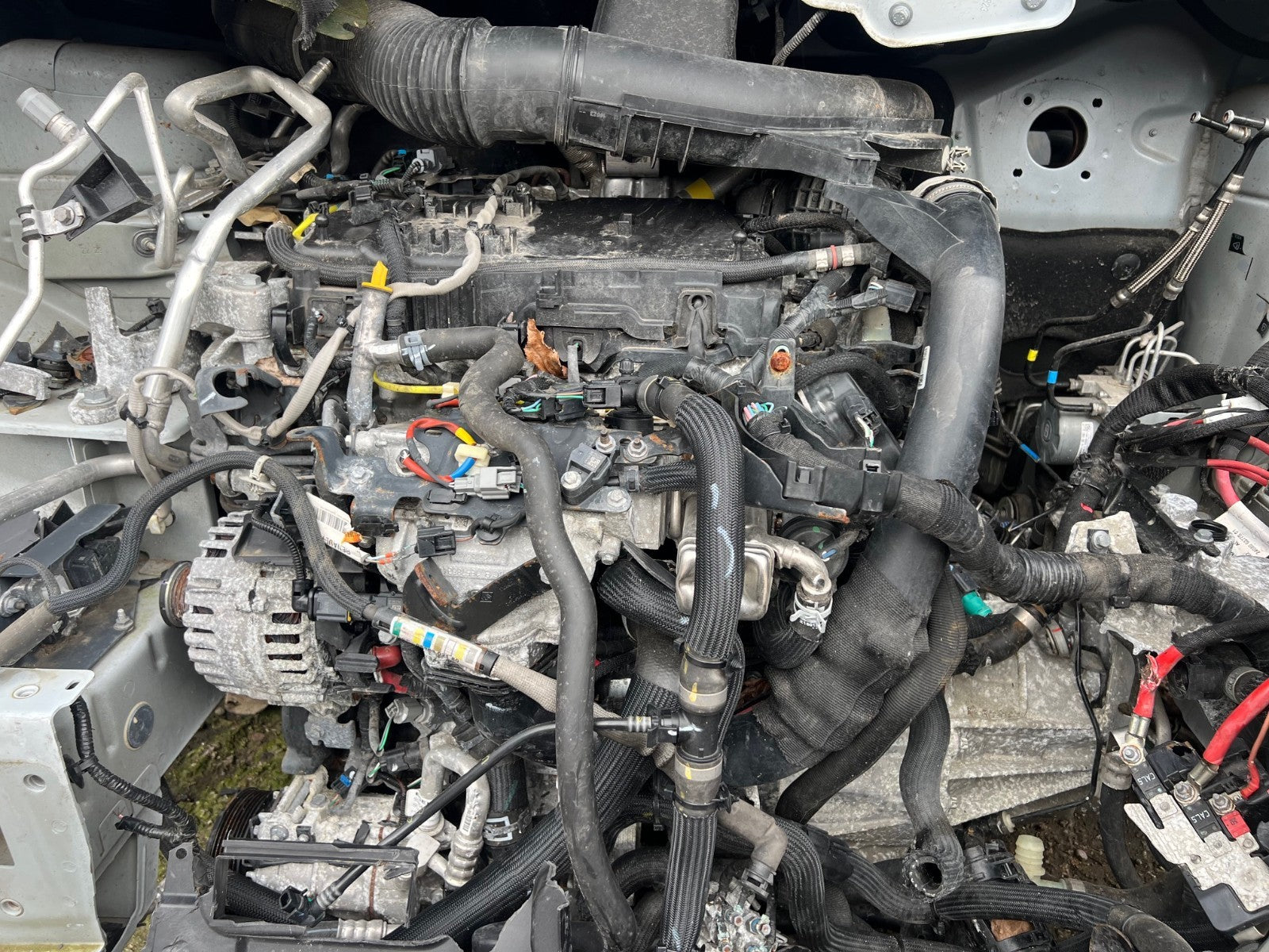 2023 RENAULT TRAFIC X82 2.0 DIESEL COMPLETE ENGINE INJECTORS PUMPS M9R 717