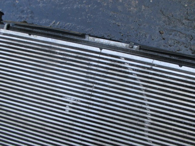 2020 SAIC LDV V80 2.5 DIESEL RADIATOR RAD PACK C00104463