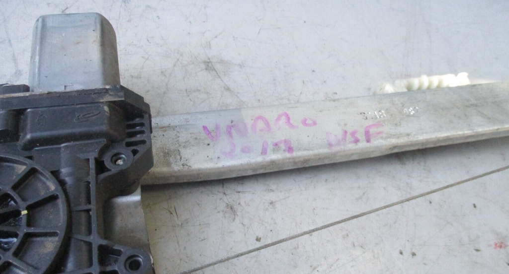VAUXHALL VIVARO 2017 NSF PASSENGER SIDE FRONT WINDOW MOTOR REGULATOR 807210974R
