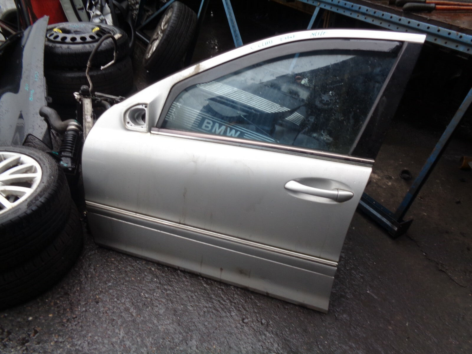 MERCEDES BENZ C-CLASS C220 CDI ESTATE NSF PASSENGER FRONT COMPLETE DOOR SILVER