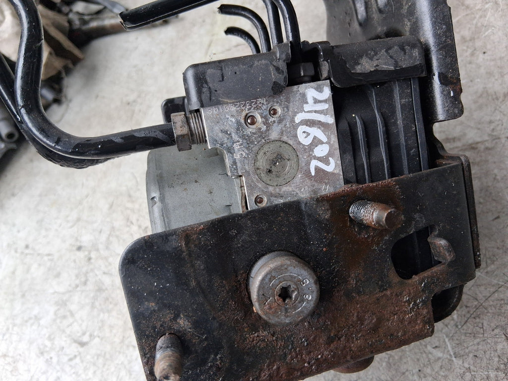 2012 PEUGEOT 208 1.2 PETROL ABS PUMP CONTROL MODULE 9804162080