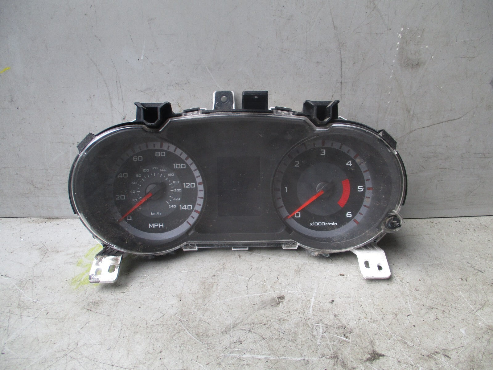 2008 MITSUBISHI OUTLANDER MK2 2.2 DIESEL SPEEDO INSTRUMENT CLUSTER