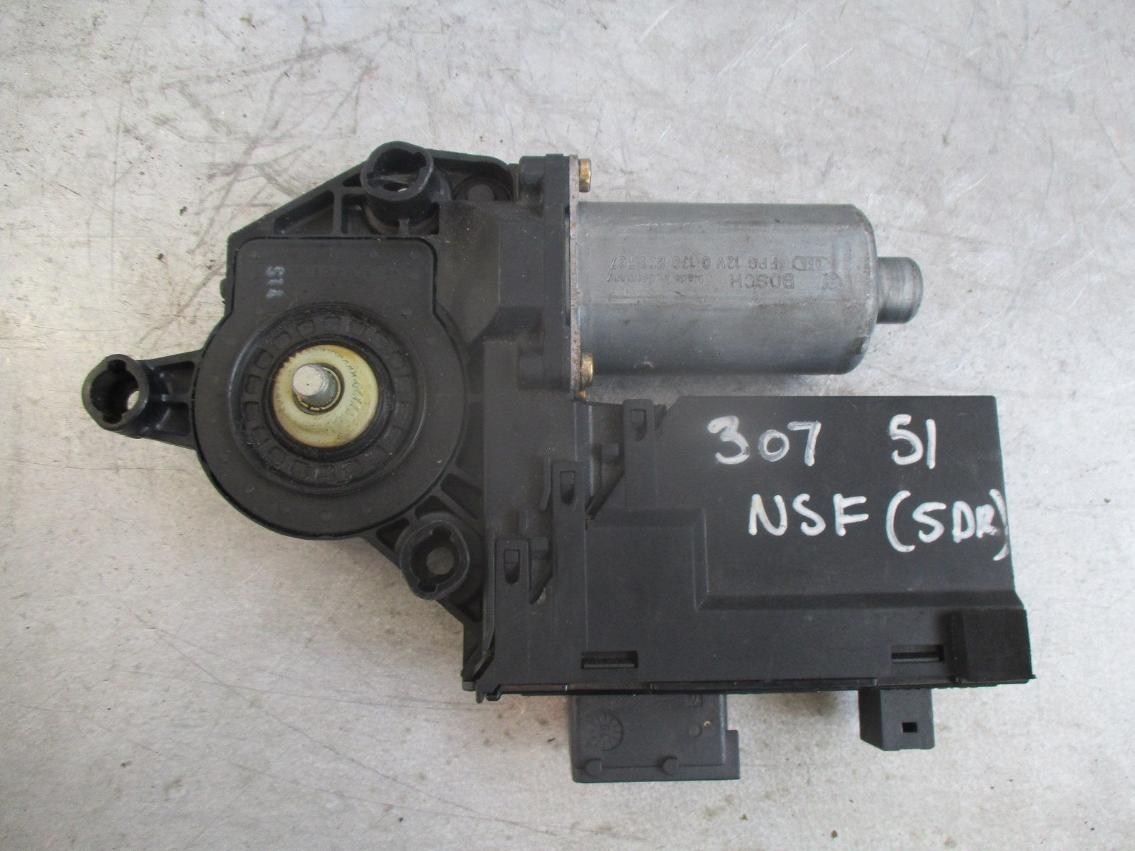 PEUGEOT 407 NSF PASSENGER SIDE FRONT ELECTRIC WINDOW MOTOR 0130822200