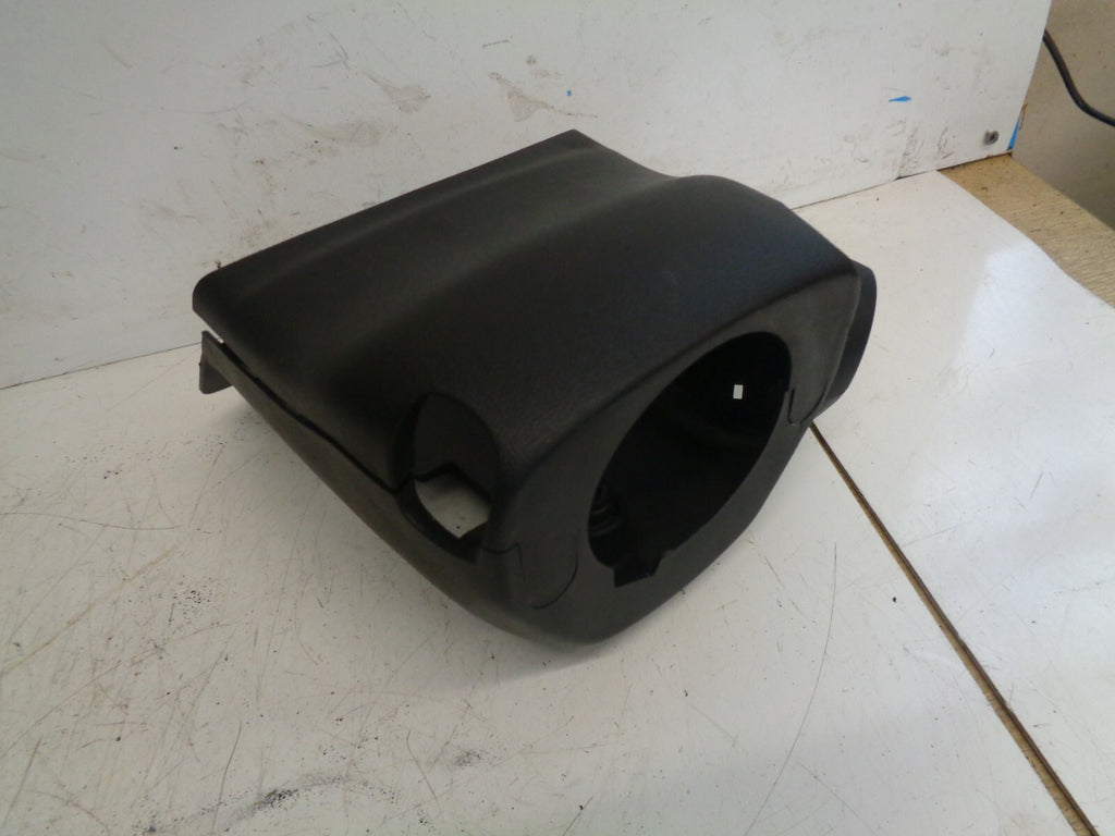 VAUXHALL VIVA 2017 STEERING SURROUND COWEL TRIM 95072442