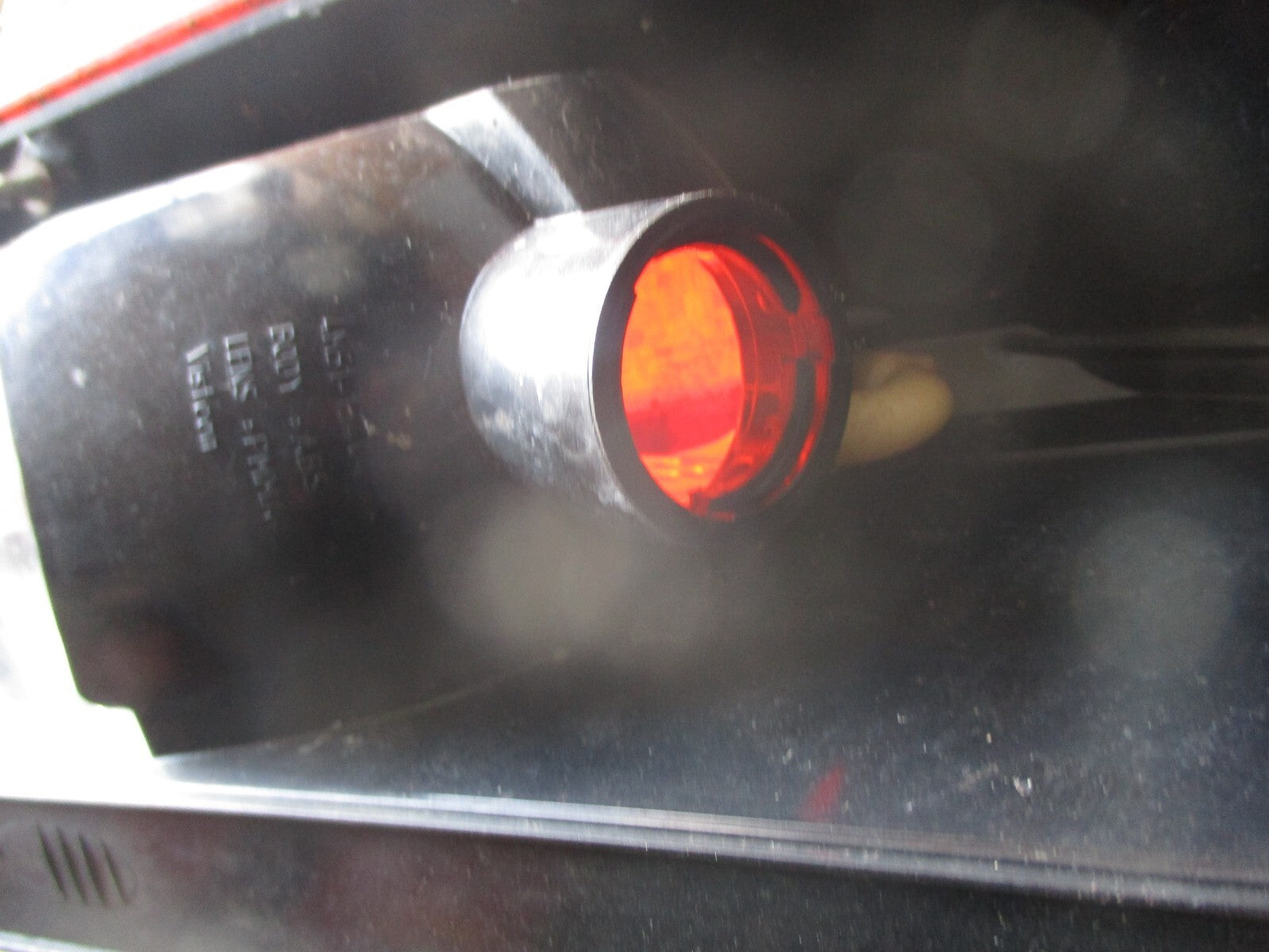 FORD FOCUS C-MAX MK1 2005 OS REAR DRIVER SIDE BRAKE LIGHT