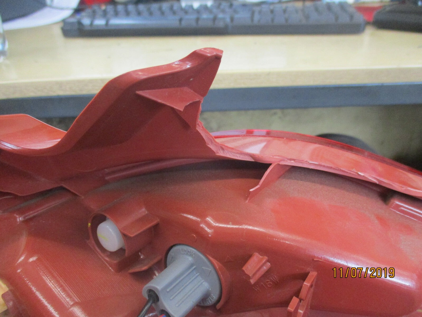 MAZDA 2 2017 OFF DRIVER SIDE REAR LIGHT