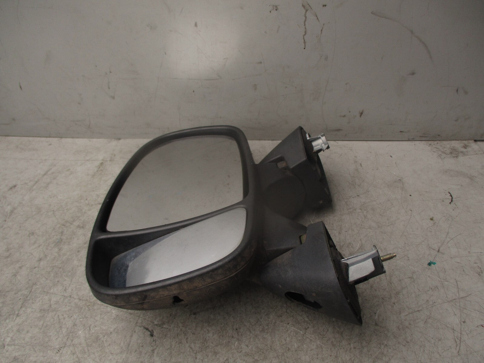 2006 VAUXHALL VIVARO MK1 NSF PASSENGER SIDE FRONT LEFT WING MIRROR