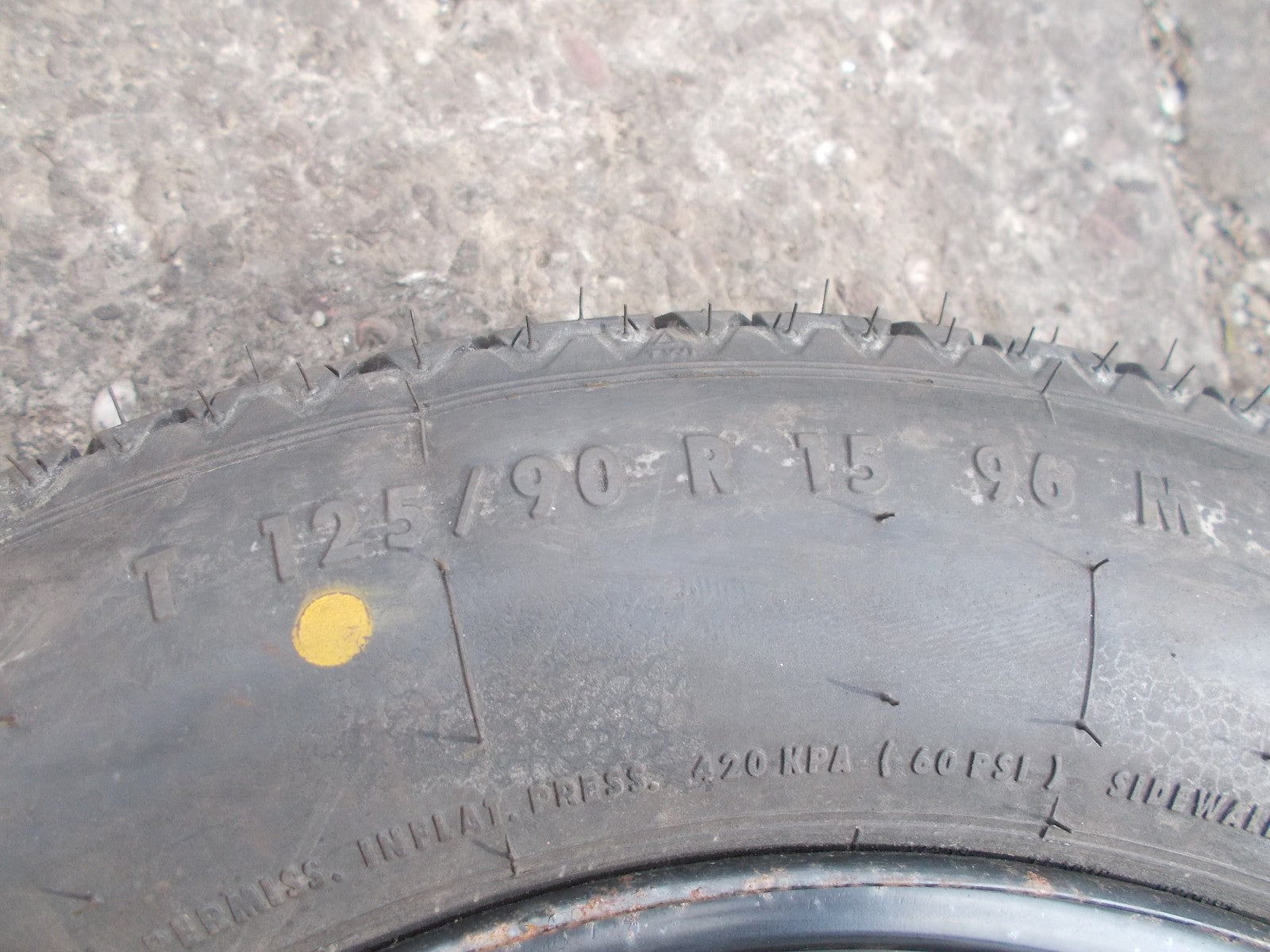 FIAT CONTINENTAL 4 STUD 15 INCH STEEL SPACE SAVER WHEEL 125/90 R15 1010415