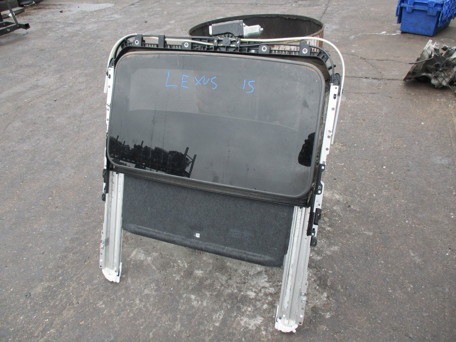 LEXUS IS XE20 (MK2) 2005-2013 SUNROOF COMPLETE WITH MOTOR 63260 53040
