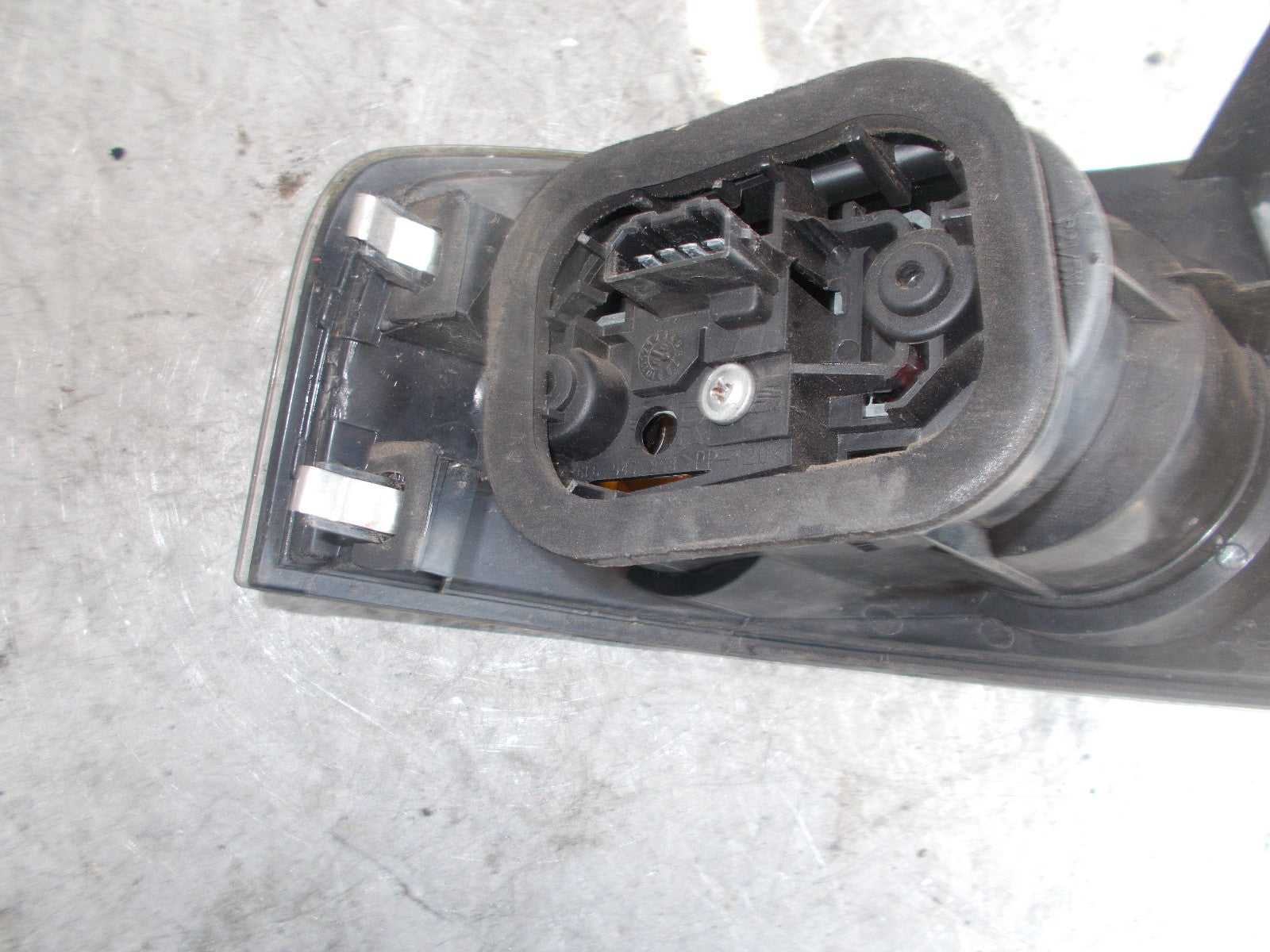 SEAT IBIZA MK3 OS/ DRIVER SIDE REAR LIGHT 6L6945096